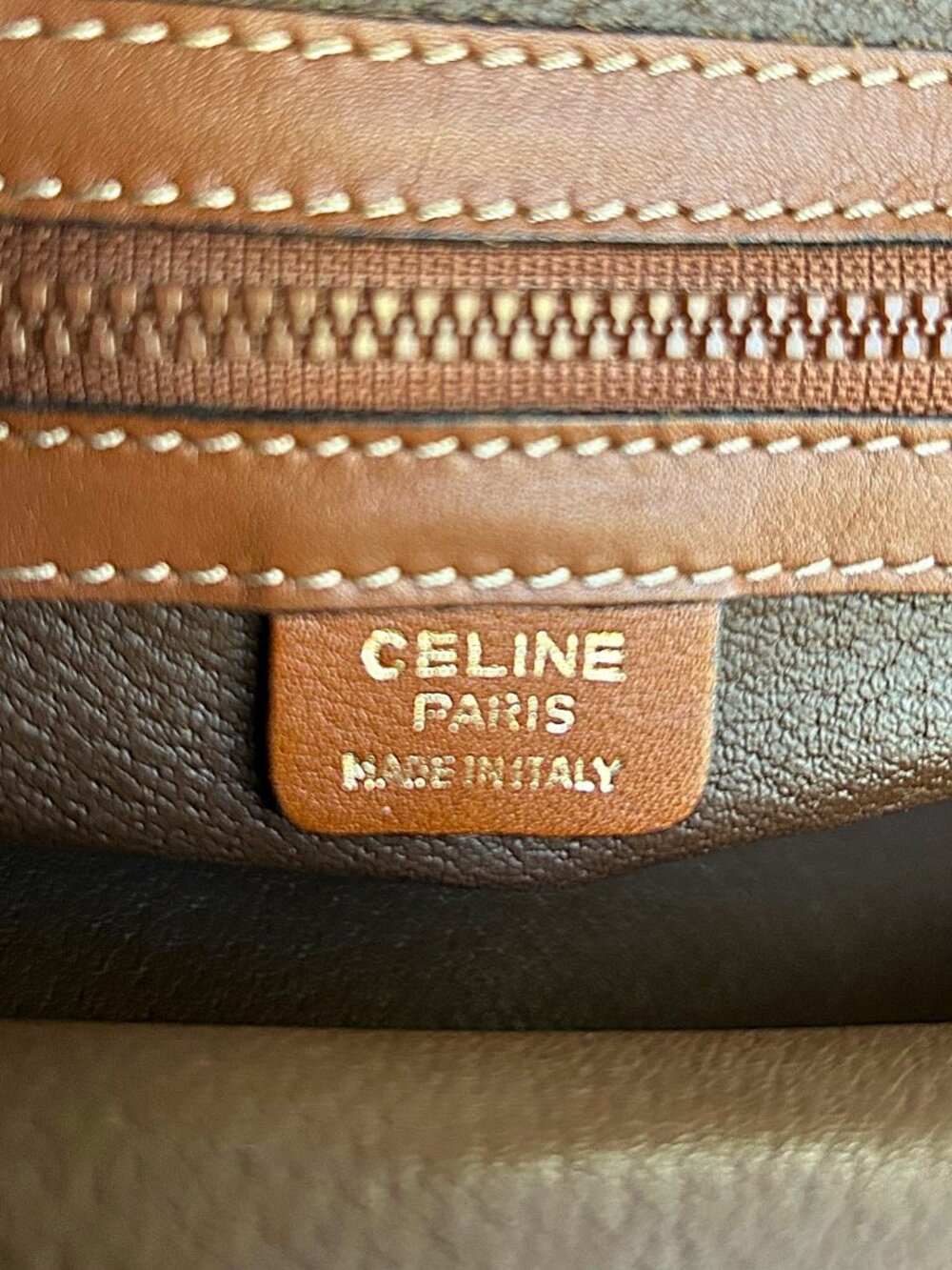 CELINE Smooth Calfskin Doctor Frame Bag British Tan 👜 - Picture 8 of 13